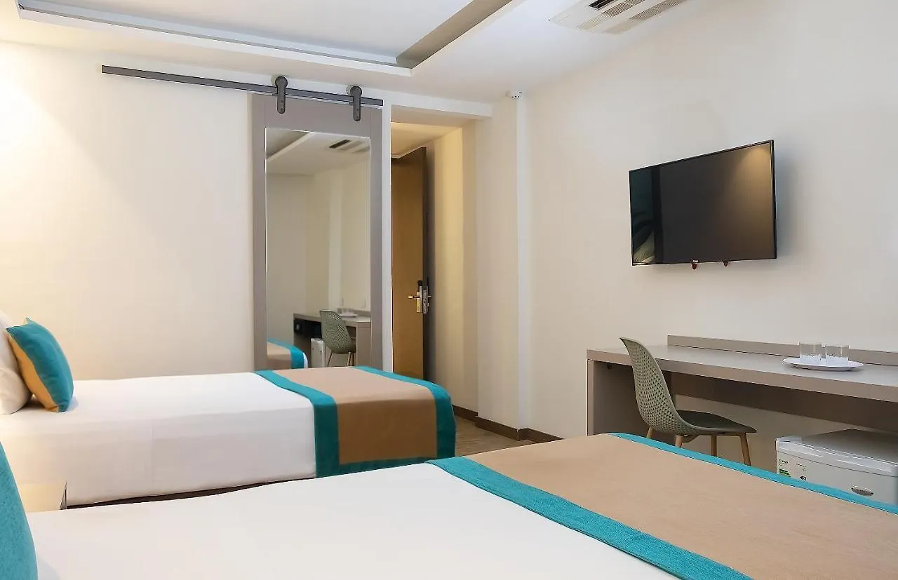 **** Hotel Portobelo Plaza De Las Americas San Andres  Colombia