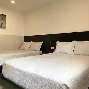 Apartahotel Marbella מלון דירות