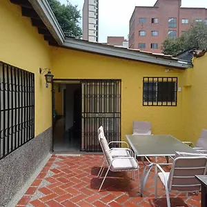  Albergue Yellow House Colômbia